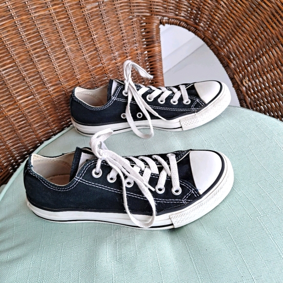 Converse Shoes - Converse All Star Womens 7 Mens 5